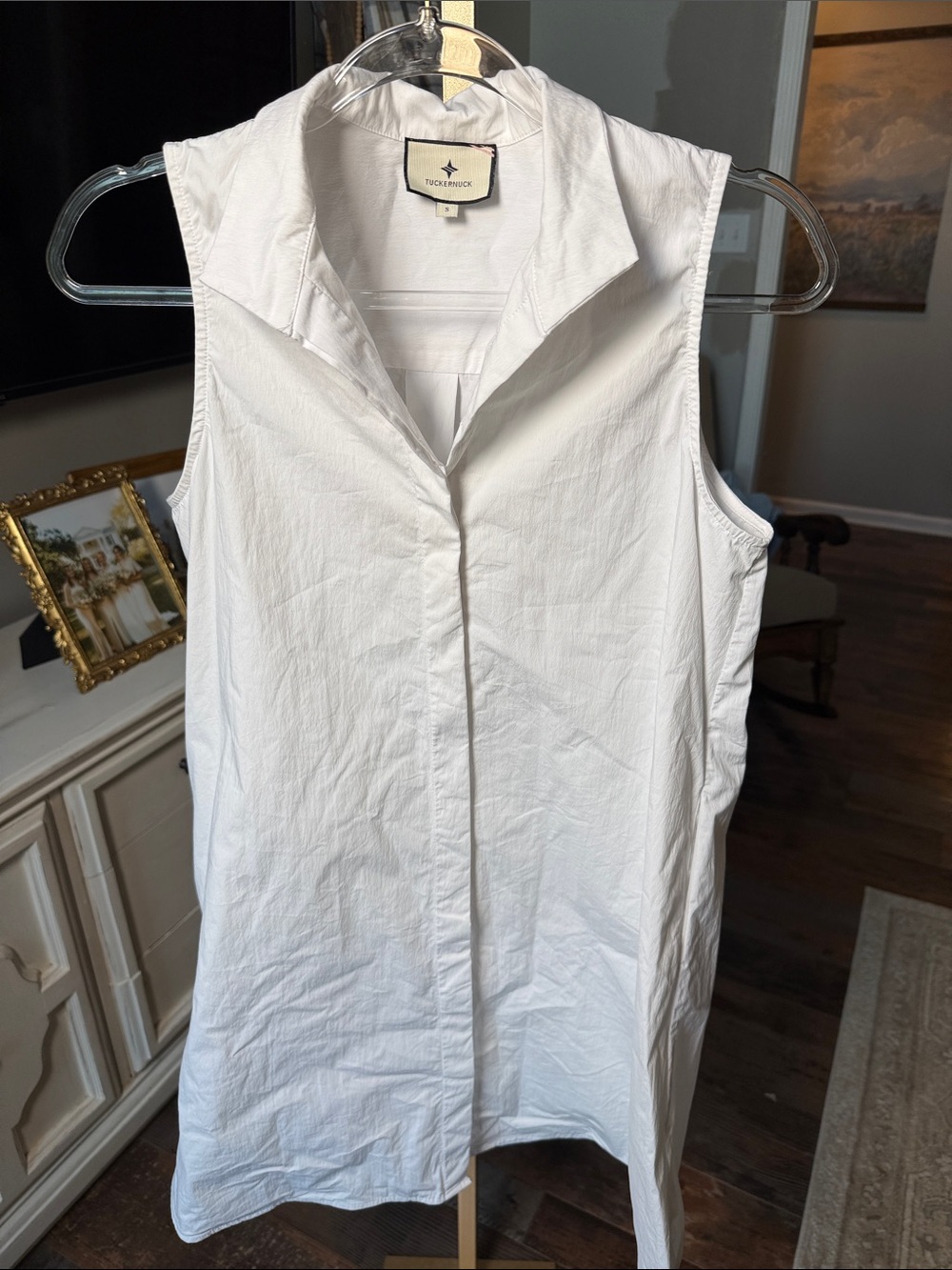 Tuckernuck White Sleeveless Collared Tunic Top